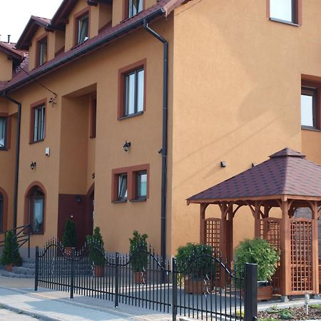 Zajazd Bachus Dąbrowa Górnicza Exterior foto
